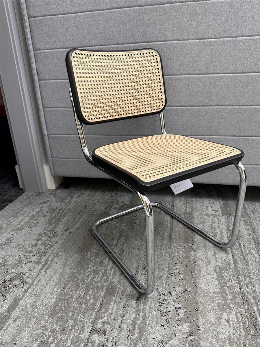 Thonet 32 Freischwinger Ausstellungsstück