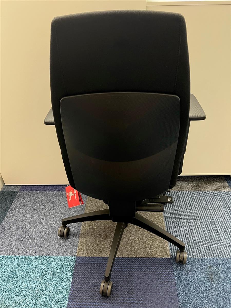 Dauphin Shape 2785 Drehstuhl Schwarz Ausstellungsstück