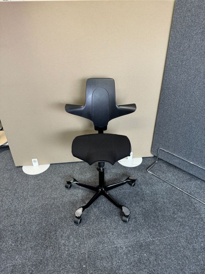 HAG Capisco Puls 8020 Schwarz Ausstellungsstück