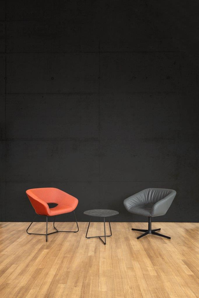 Züco Averio Tavola Beistelltisch mit Kufengestell