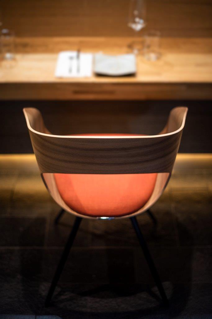 Züco Bonito Konferenzstuhl mit organischer Rückenlehne, Vierbeiner