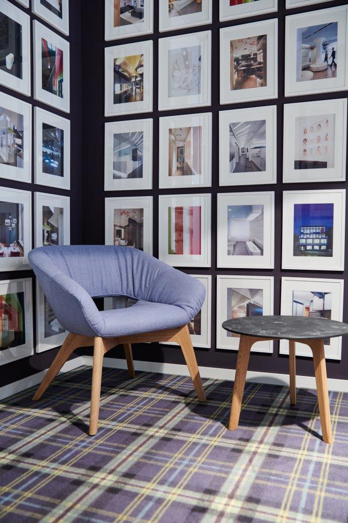 Züco Averio Loungesessel mit Holzgestell, lässig gepolstert