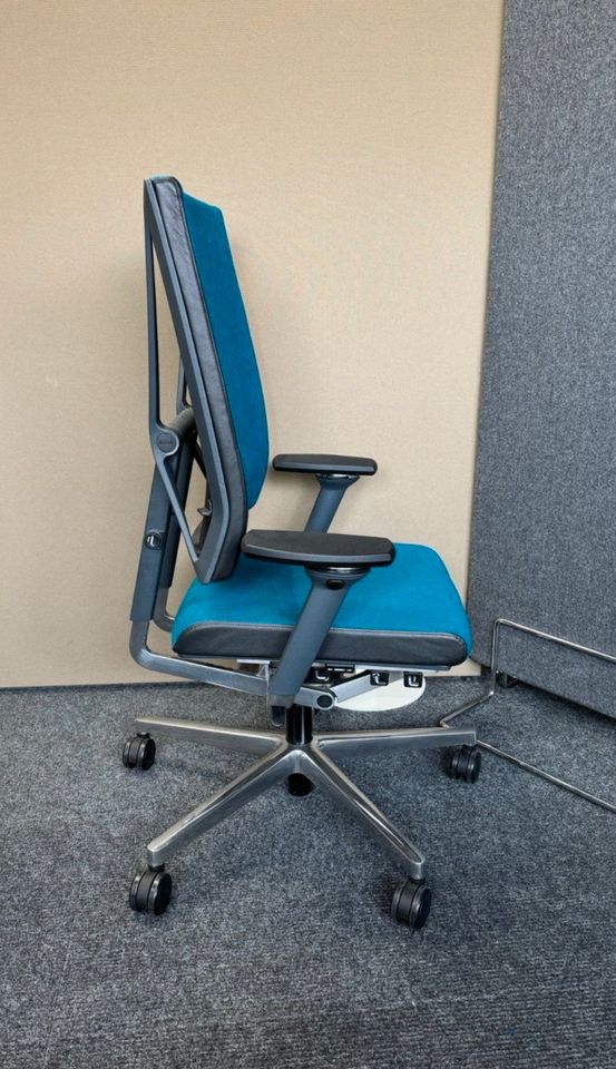 Viasit Scope 300.1100 NPR Blau Bürodrehstuhl Ausstellungsstück