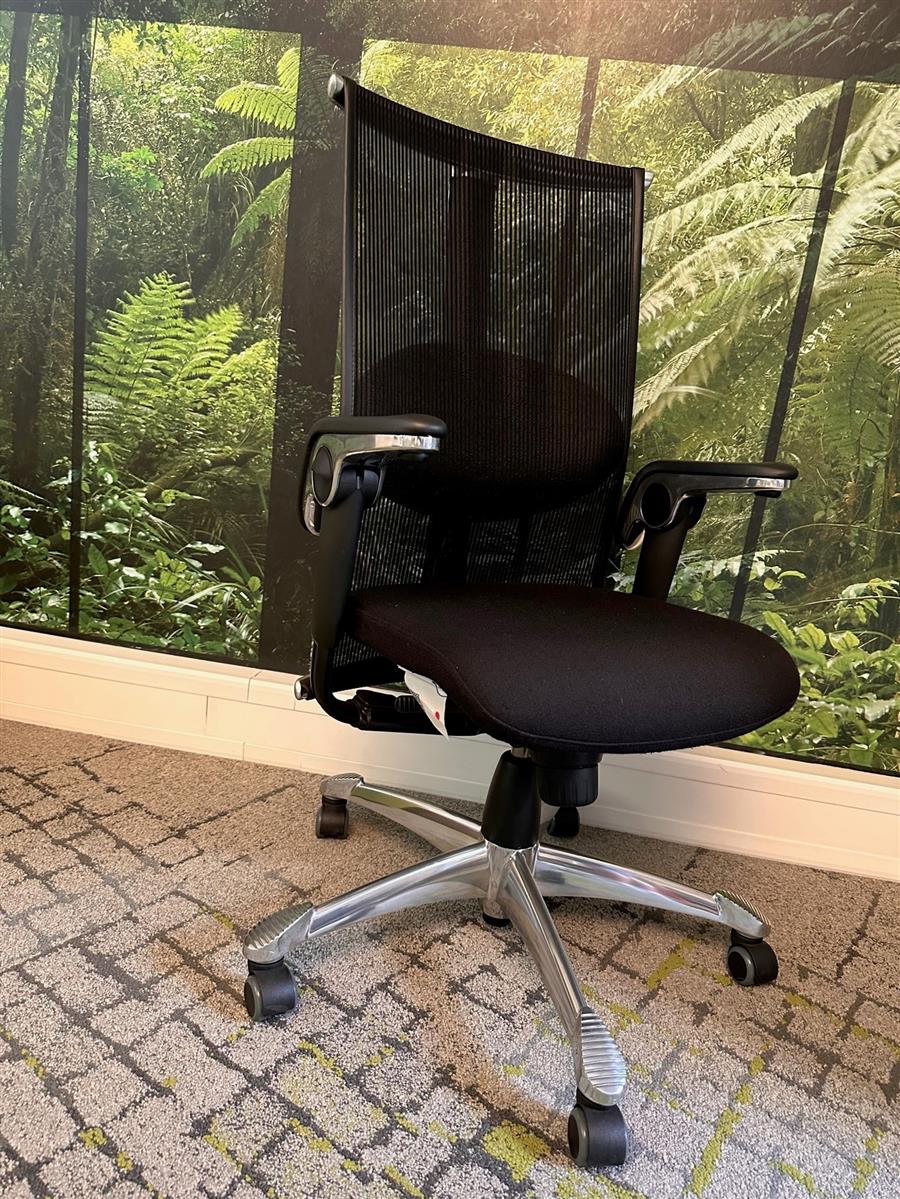 HAG Executive Bürodrehstuhl 9221 Ausstellungsstück