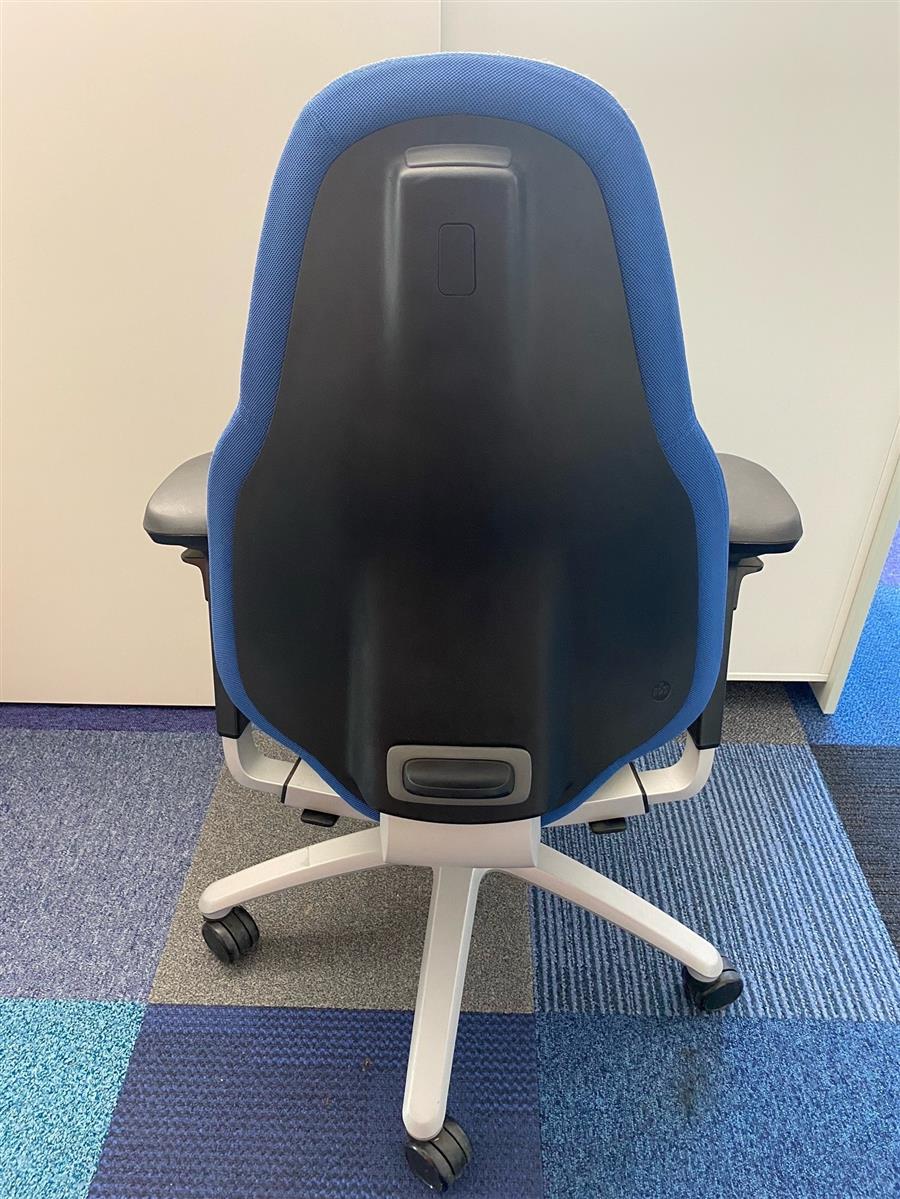 RH Mereo 220 Drehstuhl Blau Ausstellungsstück