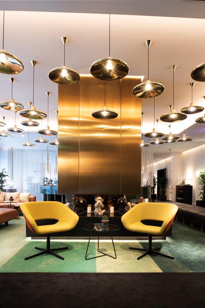 Züco Averio Loungesessel mit Sternfuß, straff gepolstert