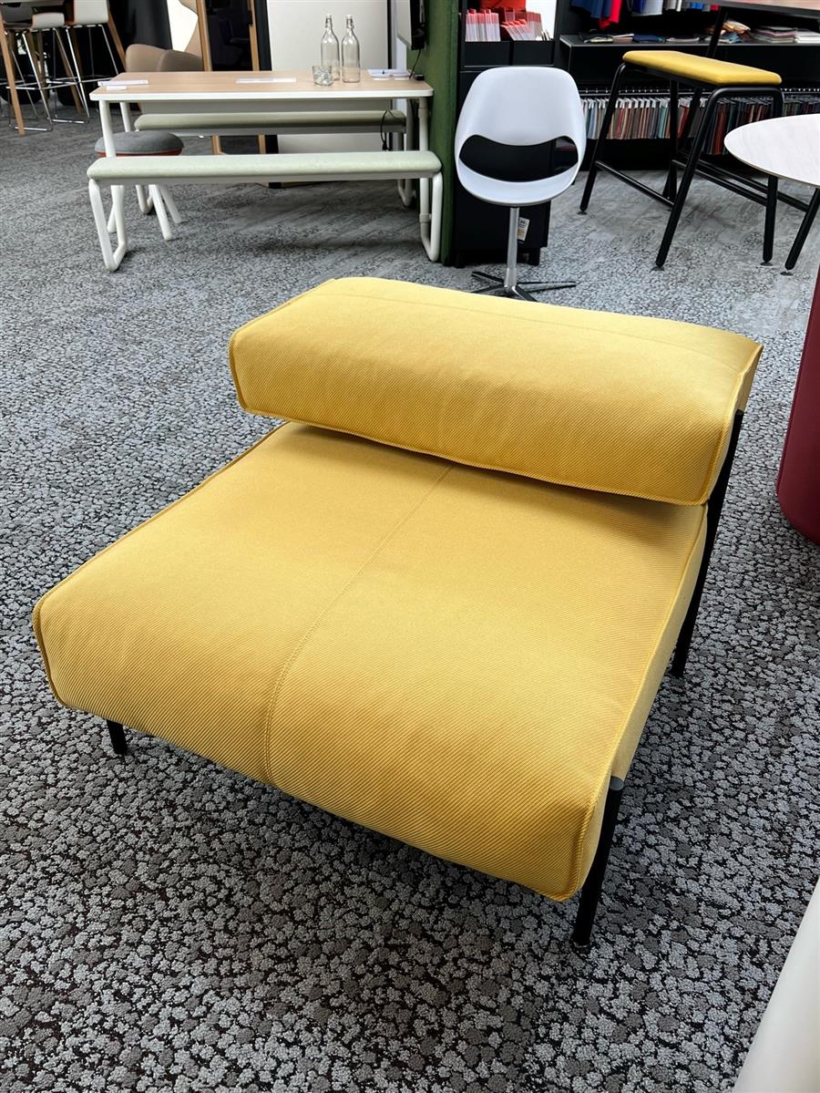 Offecct Lucy B10 Sessel Gelb Ausstellungsstück