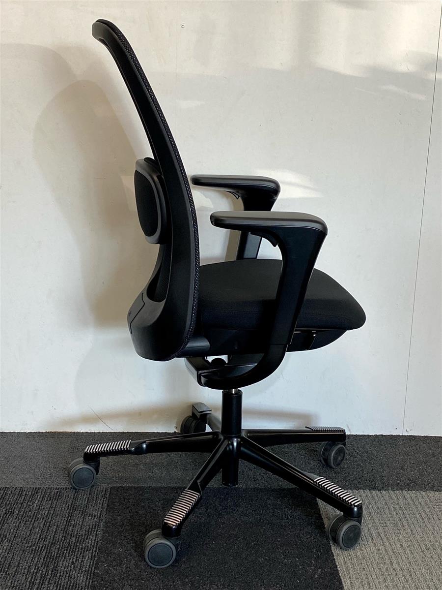 B-Ware: HAG Sofi 7500 Schwarz Slideback Drehstuhl Ausstellungsstück