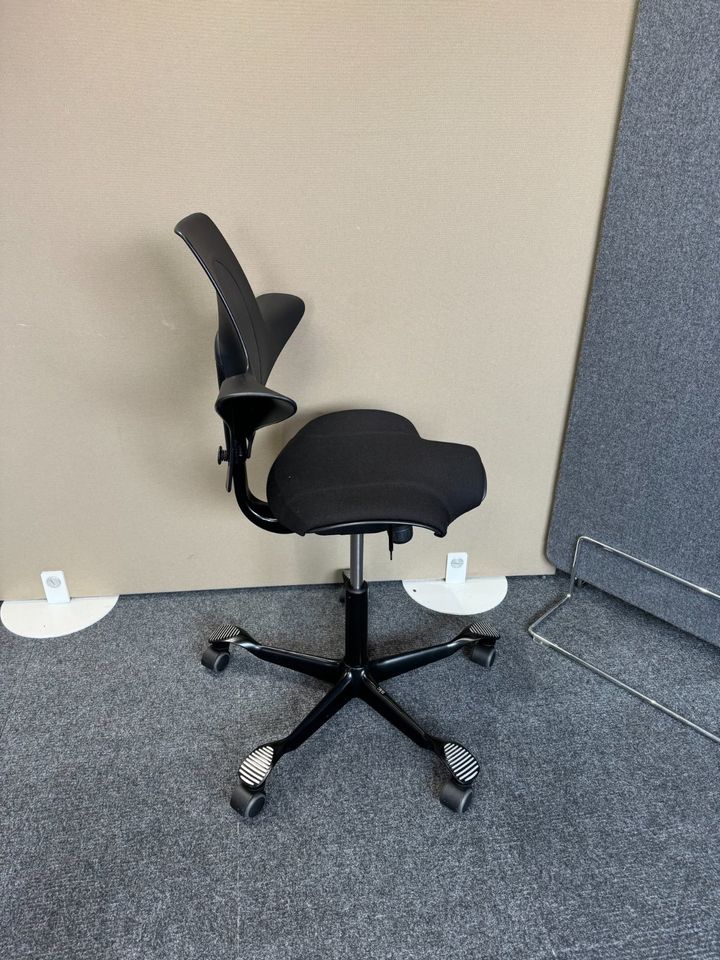 HAG Capisco Puls 8020 Schwarz Ausstellungsstück