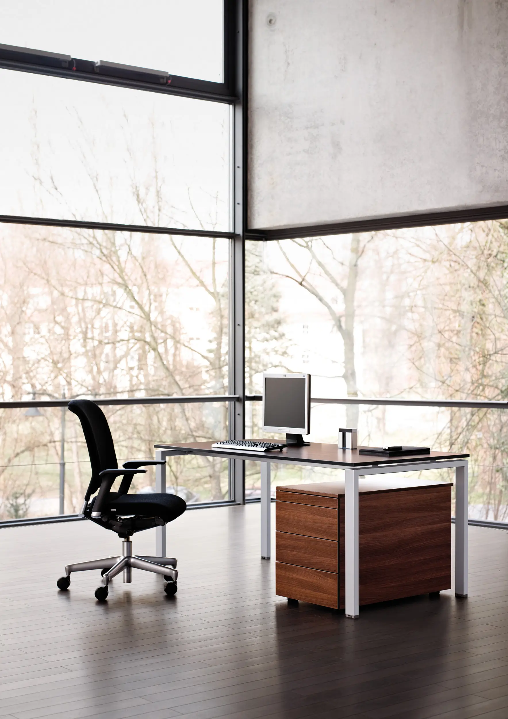 REISS Idealo Schreibtisch