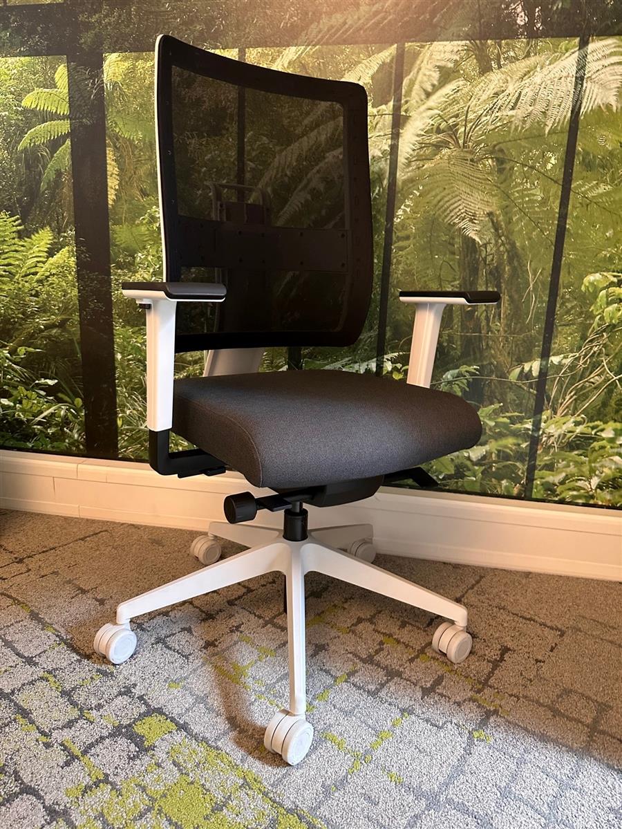 Viasit Toleo Bürodrehstuhll Ausstellungsstück