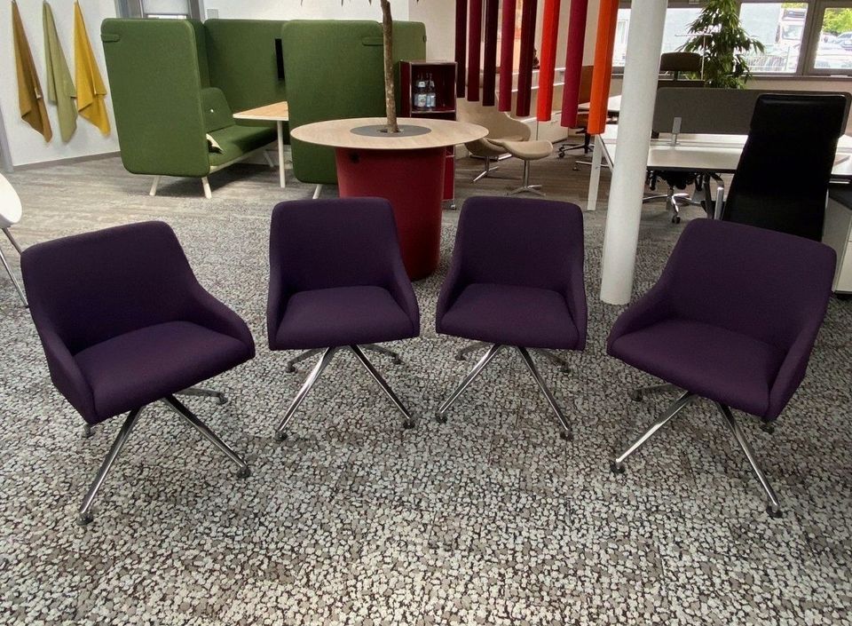 Assmann Loungesessel Gruppe in Lila Ausstellungsstück