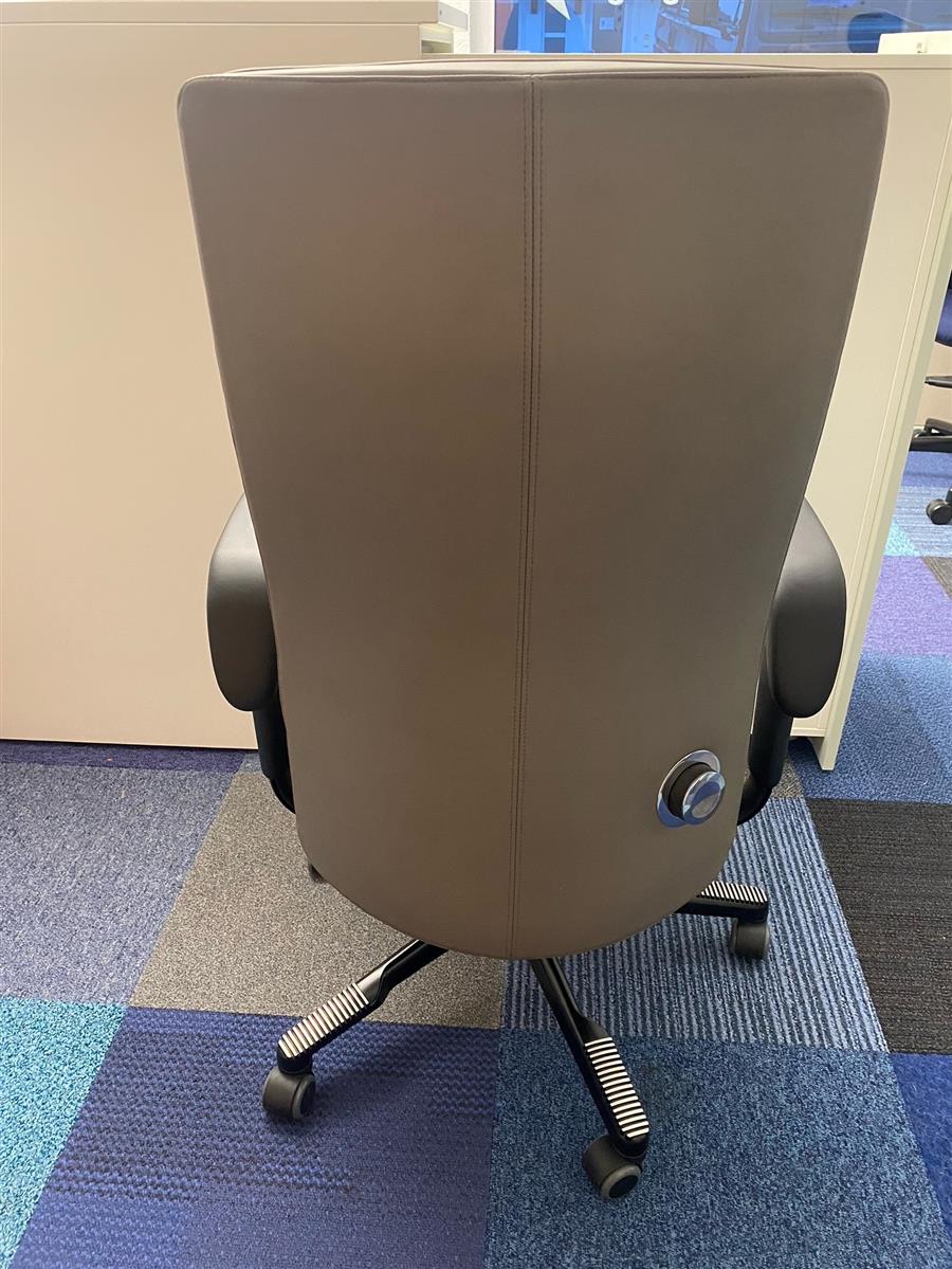 HAG H09 9073 Leder Grau Ausstellungsstück