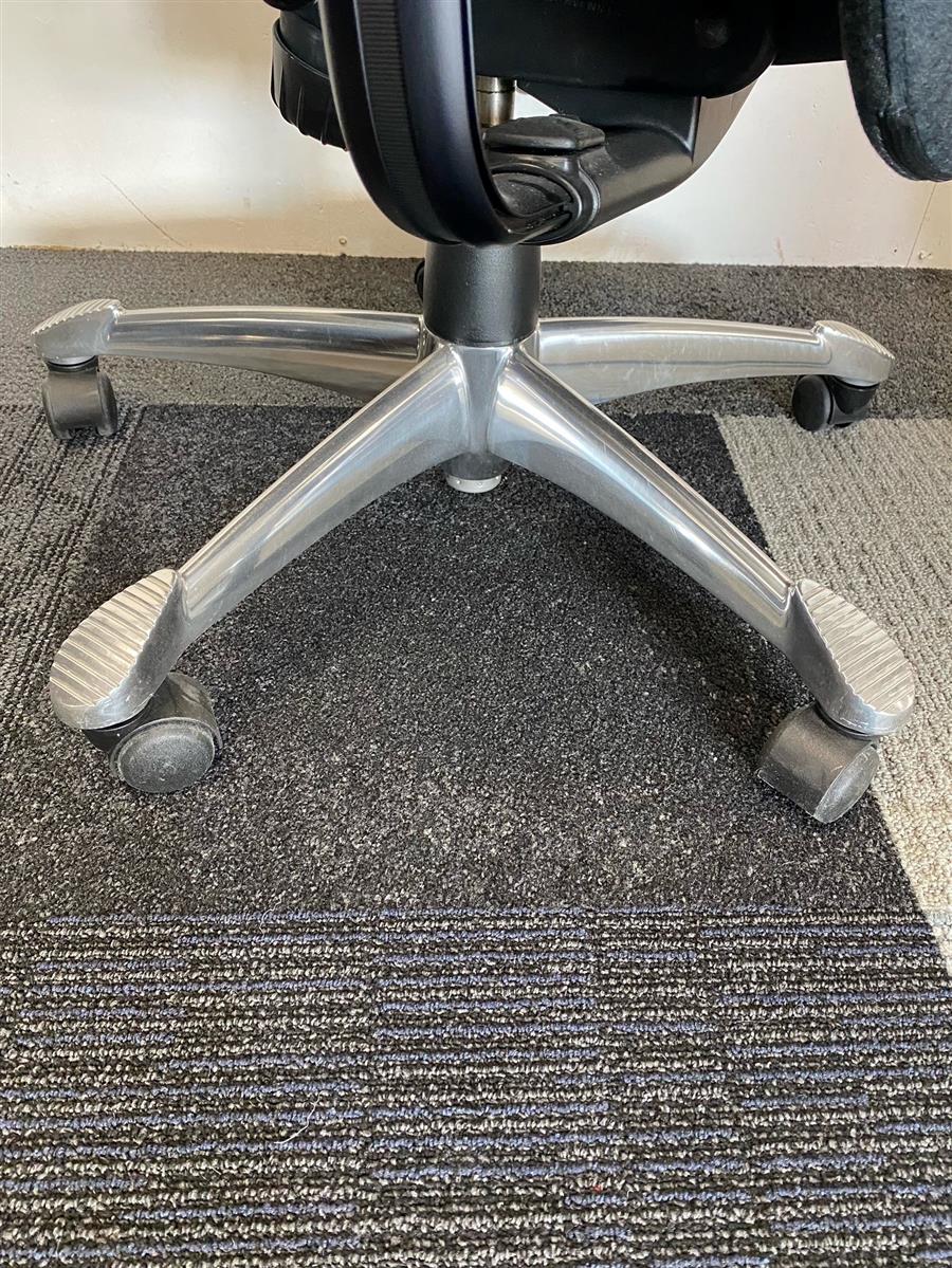 HAG H09 9130 Executive Classic Remix Drehstuhl Ausstellungsstück