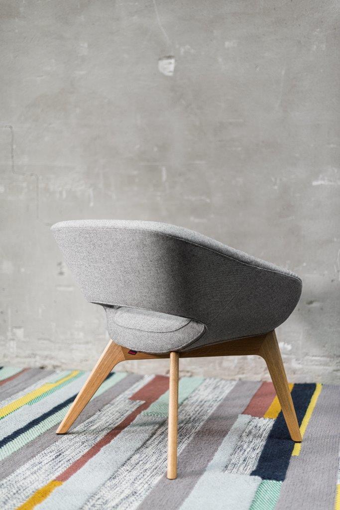 Züco Averio Loungesessel mit Holzgestell,straff gepolstert