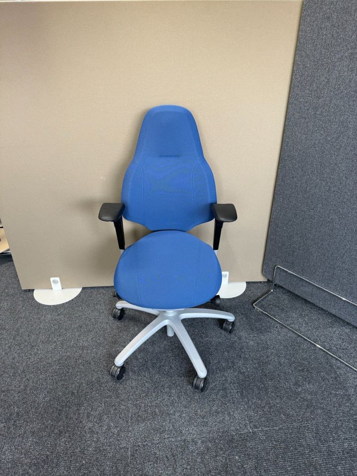 RH Mereo 220 Xtreme Blau Bürodrehstuhl Ausstellungsstück
